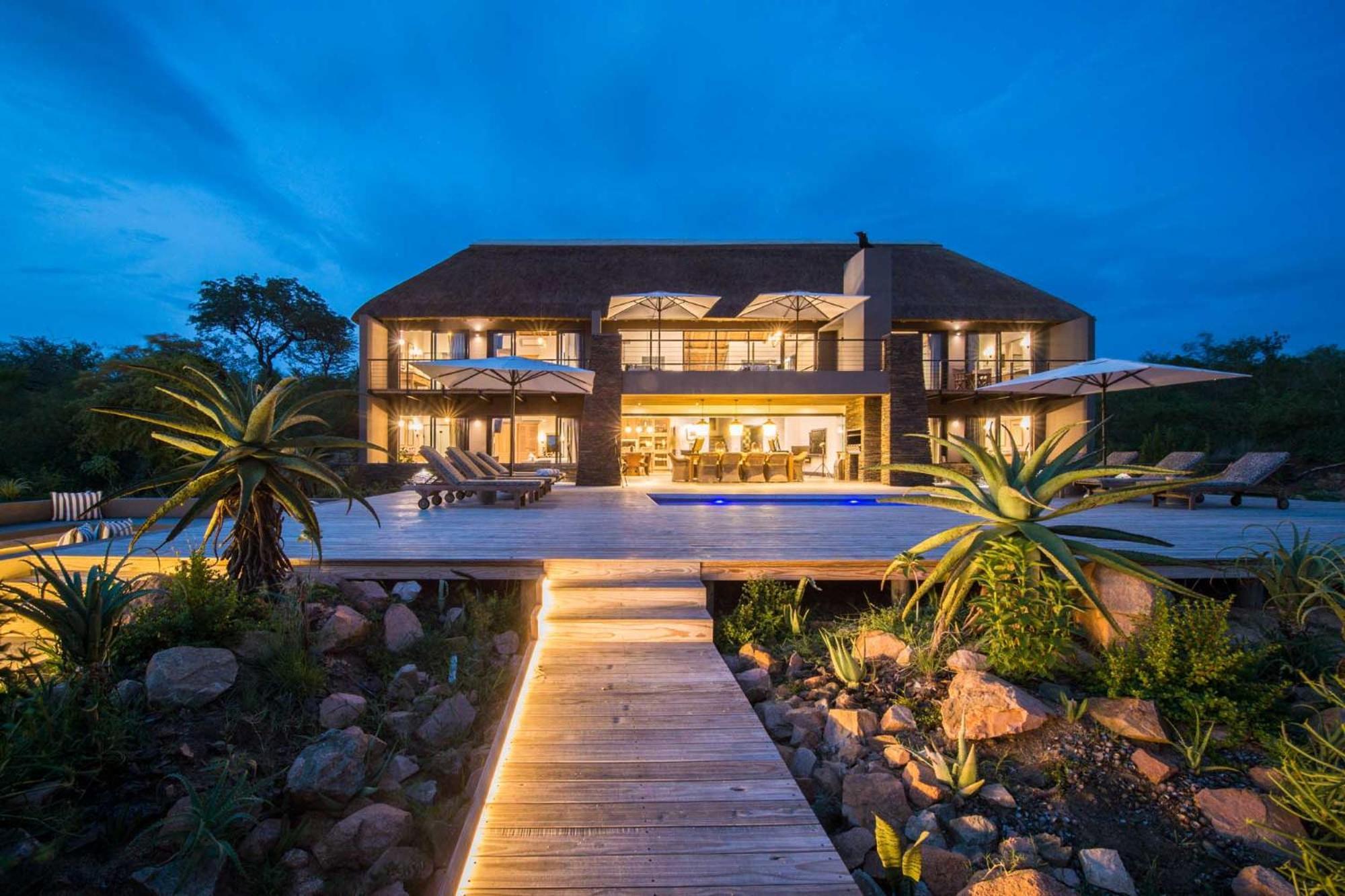 Elephant Point Lodge *